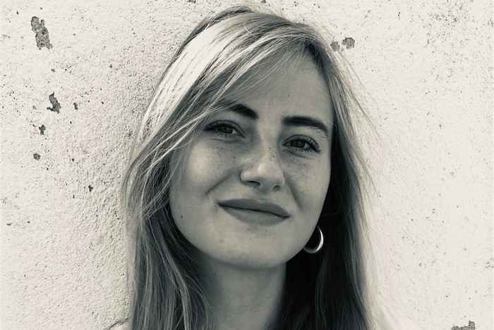 Alumna Dominique